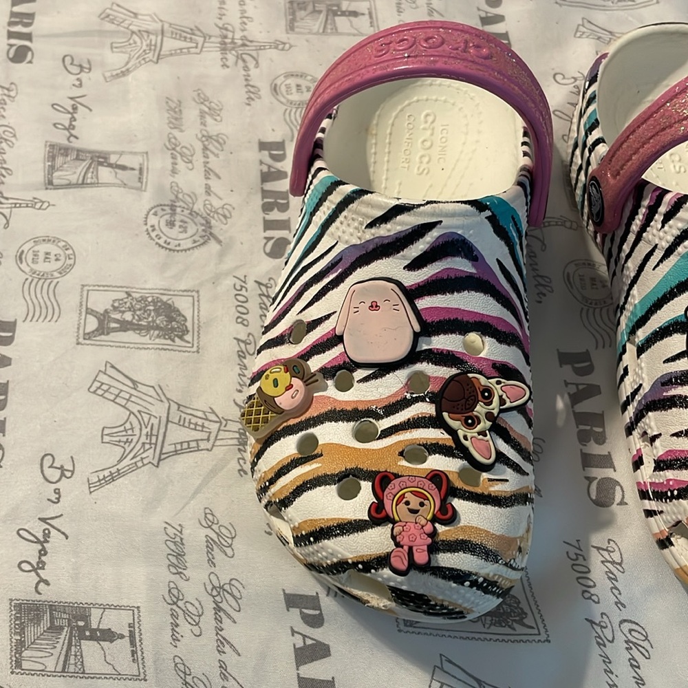 Girl crocs - Picture 2 of 16